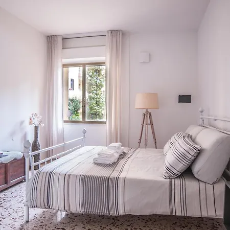 Apartman Flat - 15 Mins From Florence