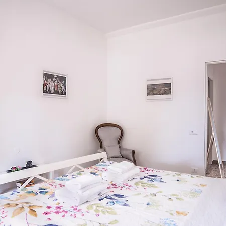 Flat - 15 Mins From Florence Apartman